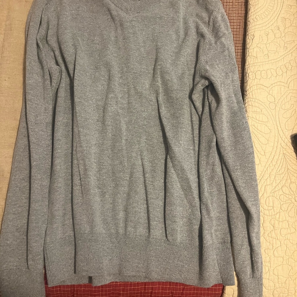 St. John's Bay Heather Gray V-Neck Sweater